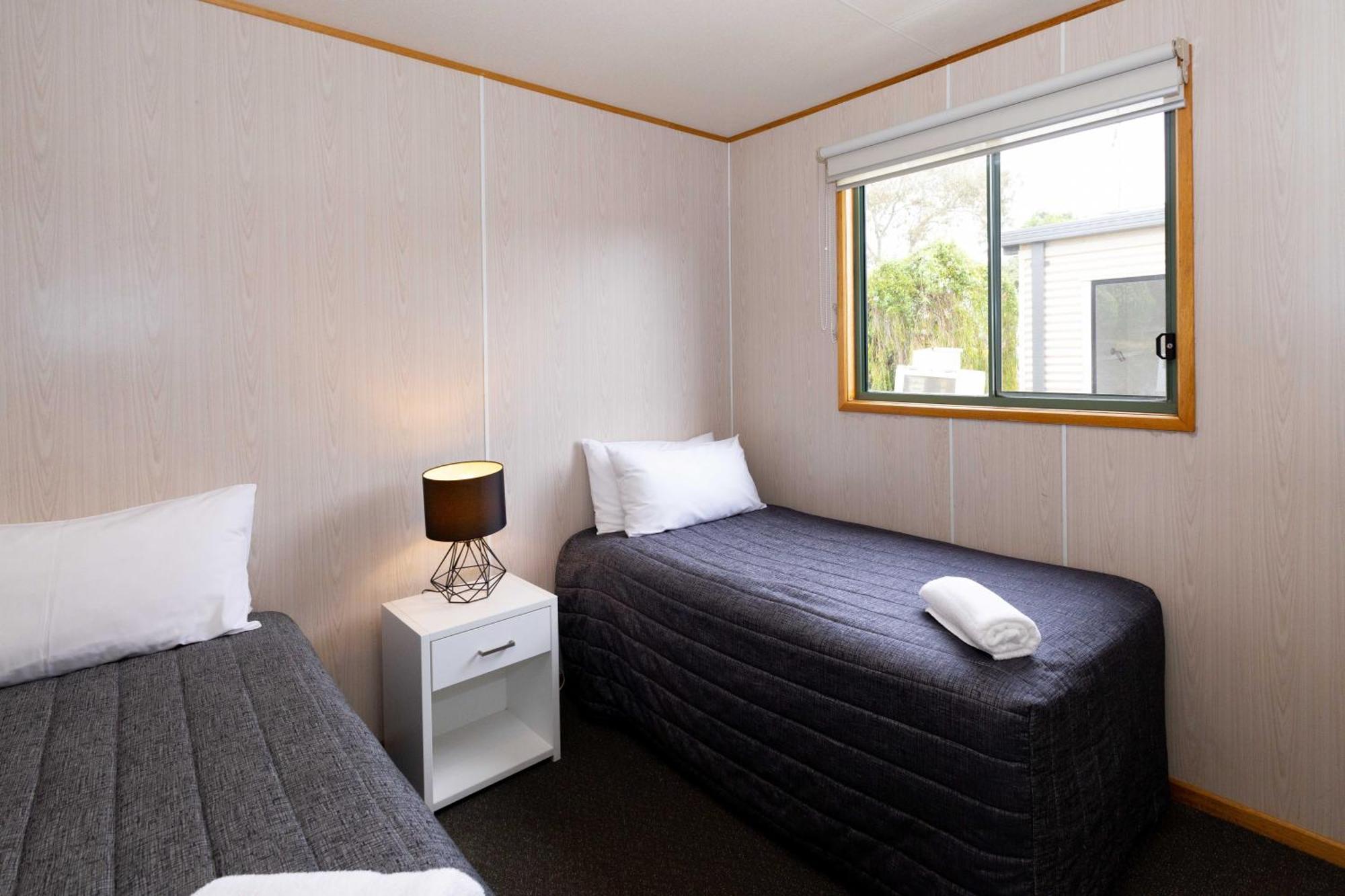 Airport Tourist Village Melbourne Kamer foto